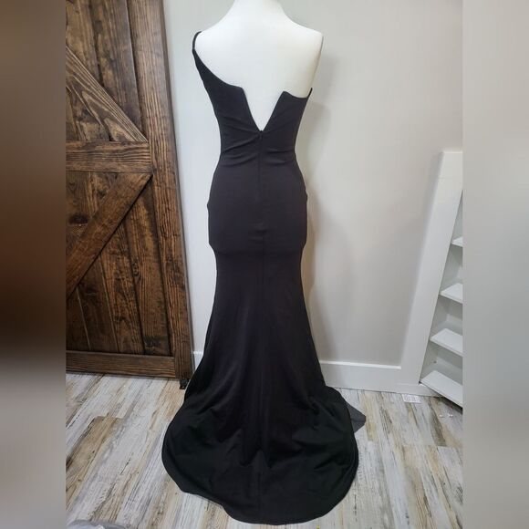 La Femme One-Shoulder Jersey Gown NWT size 2 black - Picture 4 of 5